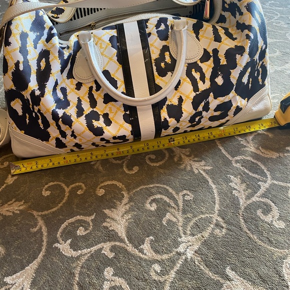 L.A.M.B. by Gwen Stefani Samburu Duffel Bag  Travel Tote Designer w/ Duster Bag - Picture 12 of 16